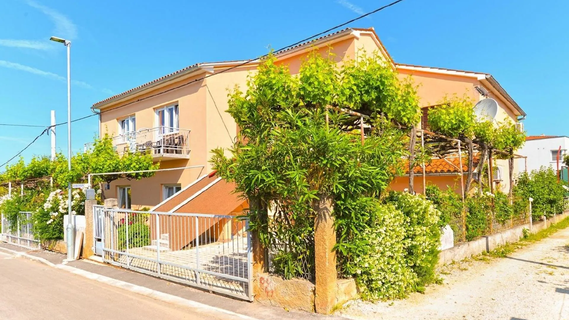 Apartment Ferienwohnung Fuer 4 Personen Ca 40 Qm In Fazana, Istrien Istrische Riviera Croatia